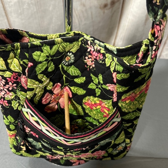 Vera Bradley retired Spring 2007 Botanica Crossbody purse - Picture 3 of 9